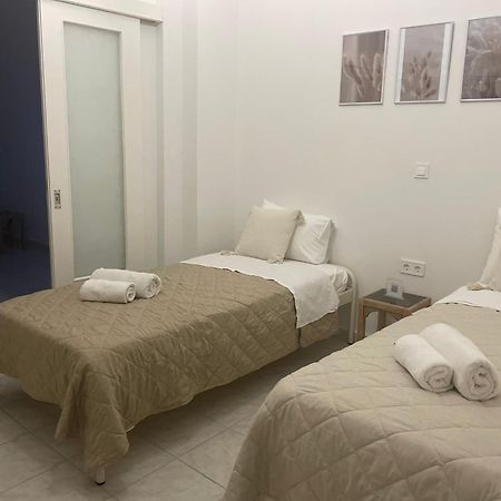 Piraiki Coastal Accommodation Piraeus Buitenkant foto