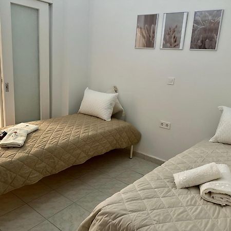 Piraiki Coastal Accommodation Piraeus Buitenkant foto