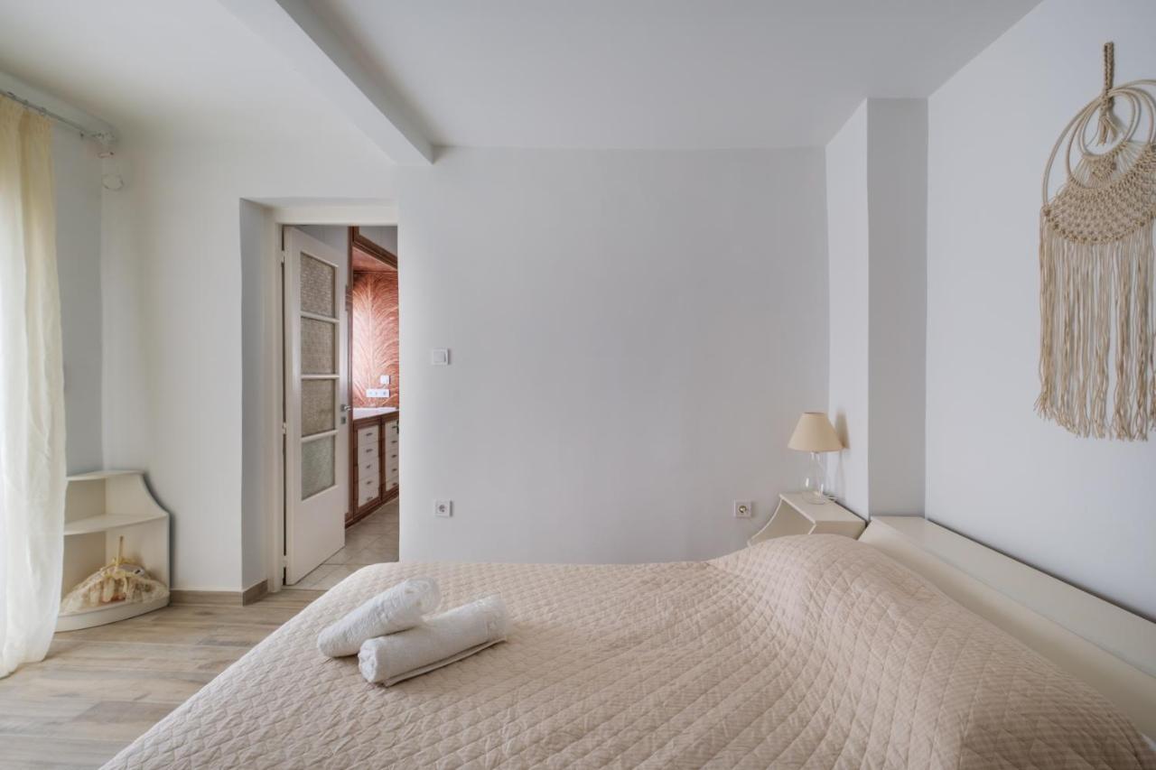 Piraiki Coastal Accommodation Piraeus Buitenkant foto