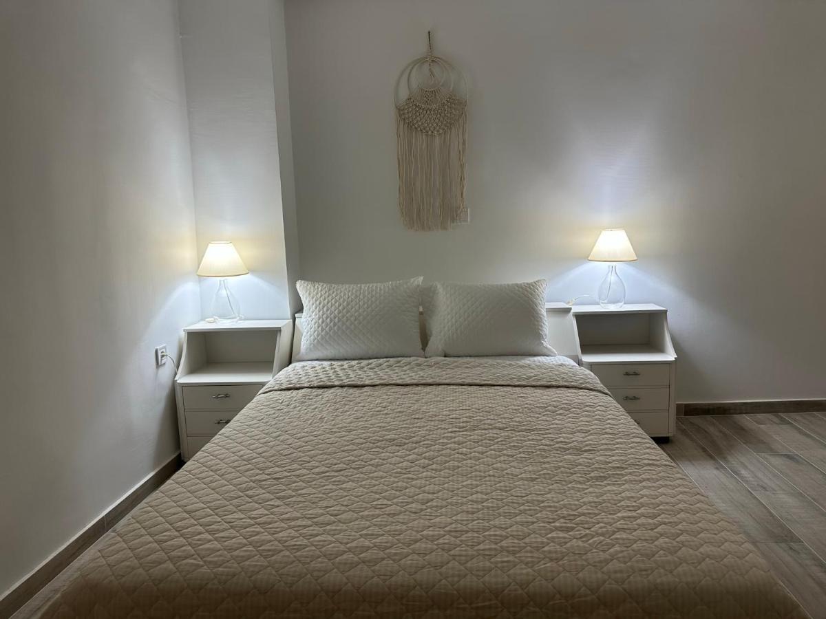 Piraiki Coastal Accommodation Piraeus Buitenkant foto