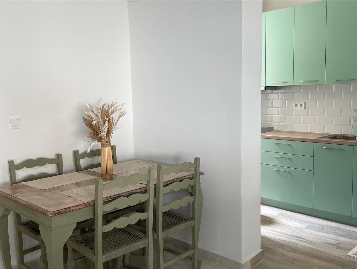 Piraiki Coastal Accommodation Piraeus Buitenkant foto