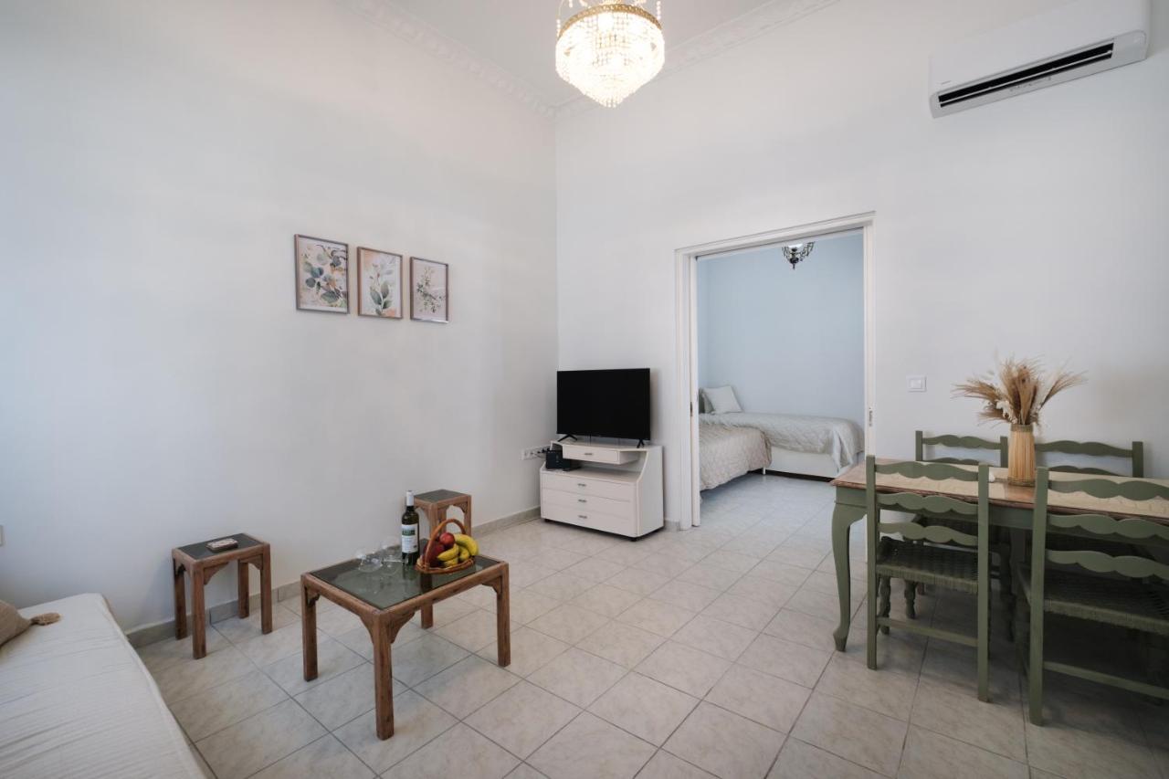 Piraiki Coastal Accommodation Piraeus Buitenkant foto