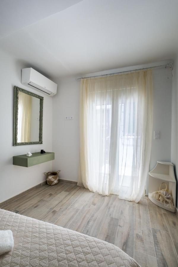Piraiki Coastal Accommodation Piraeus Buitenkant foto
